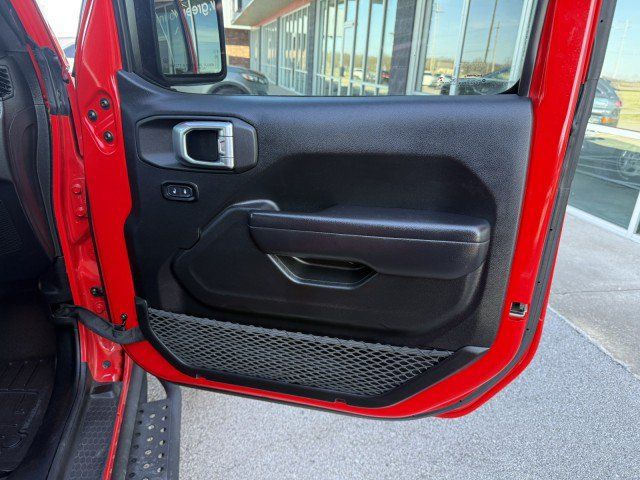 Used 2021 Jeep Wrangler Unlimited Rubicon w/ Steel Bumper Group AWD/4WD image 24