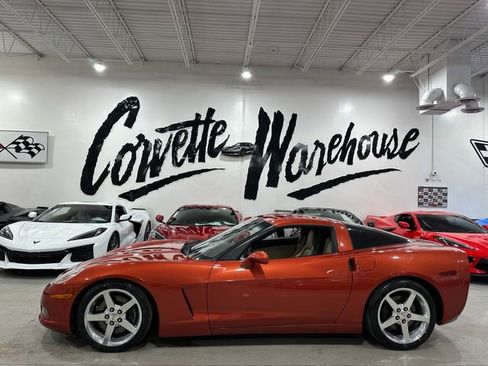 Used 2006 Chevrolet Corvette Coupe w/ Preferred Equipment Group image 2