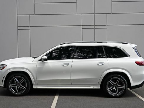 Used 2023 Mercedes-Benz GLS 450 4MATIC image 53
