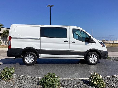 Used 2024 Ford Transit 250 Low Roof w/ Exterior Upgrade Package image 4