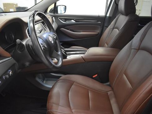 Used 2020 Buick Enclave Avenir w/ Avenir Technology Package AWD/4WD image 22