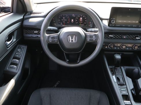 Used 2025 Honda Accord SE image 14