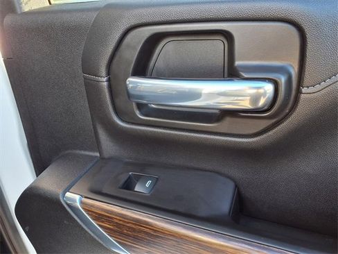 Used 2020 Chevrolet Silverado 2500 High Country w/ Technology Package image 23