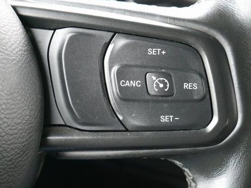 Used 2022 Jeep Wrangler Unlimited Sport image 25