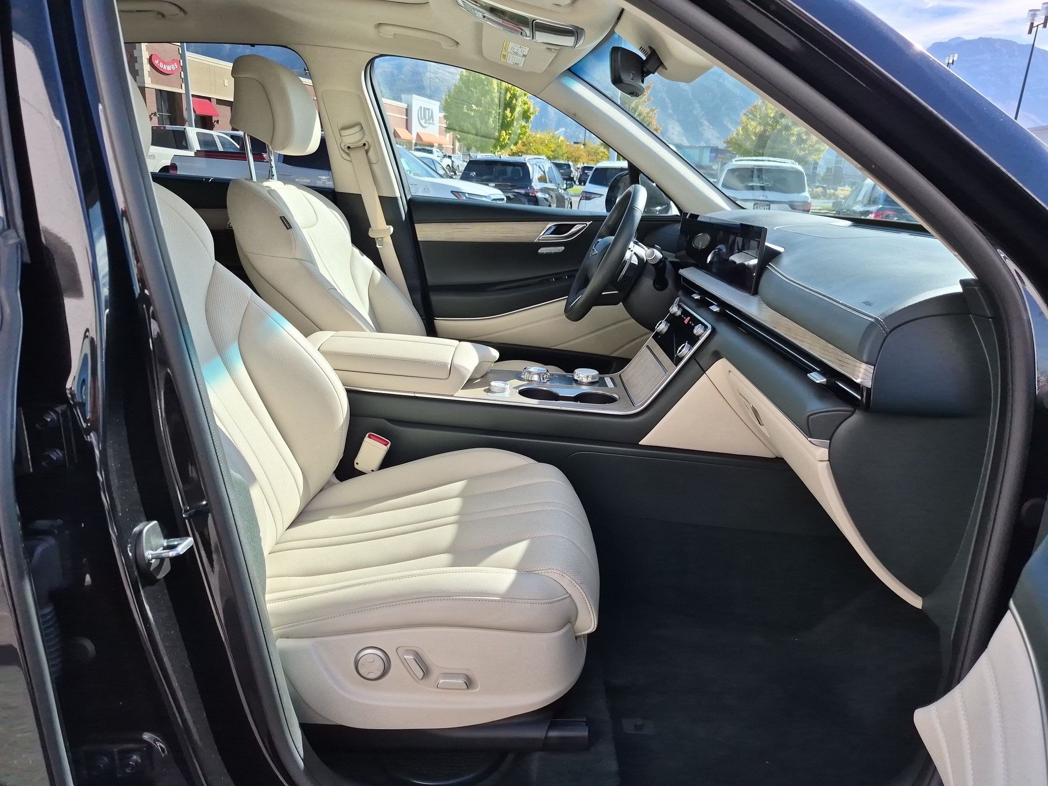 Used 2025 Genesis GV80 2.5T Select AWD/4WD image 35