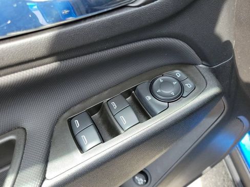 Used 2024 Chevrolet Equinox RS FWD image 17