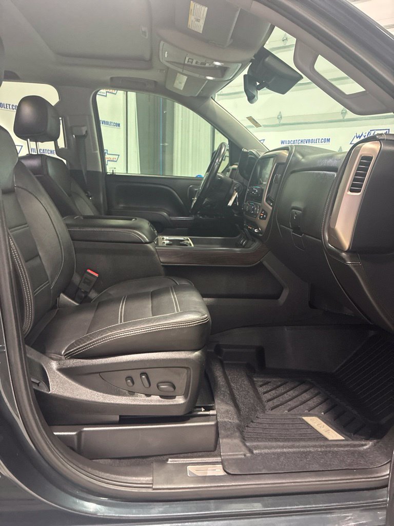 Used 2018 GMC Sierra 1500 Denali w/ Denali Ultimate Package AWD/4WD image 37