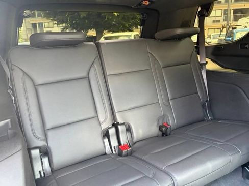 Used 2024 Chevrolet Tahoe Z71 AWD/4WD image 32