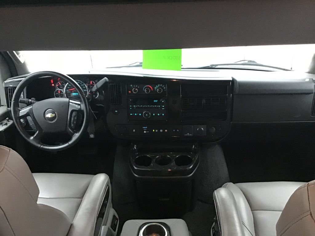 Used 2020 Chevrolet Express 2500 w/ Enhanced Convenience Package RWD image 2
