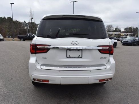 Used 2021 INFINITI QX80 Sensory w/ All-Season Package image 8