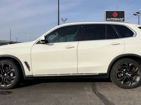 Used 2019 BMW X5 xDrive40i w/ Convenience Package image 3