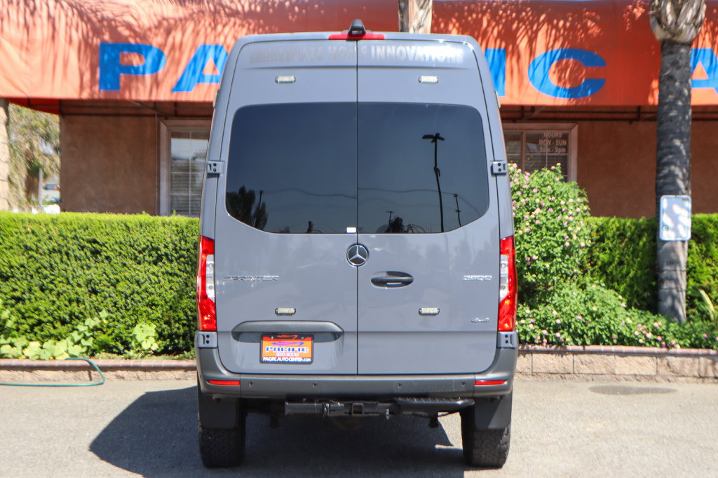 Used 2022 Mercedes-Benz Sprinter 2500 image 7