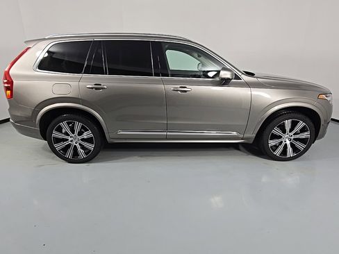 Used 2022 Volvo XC90 T6 Inscription w/ Advanced Package image 6