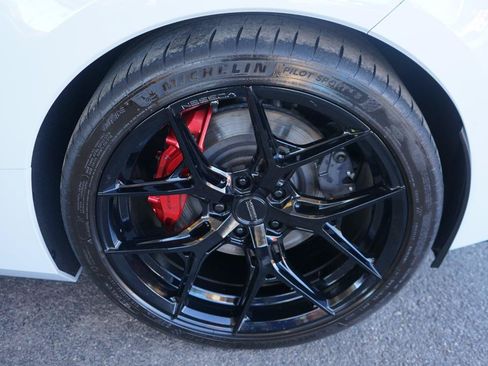 Used 2022 Chevrolet Corvette Stingray Preferred Conv w/ Z51 Performance Package RWD image 24
