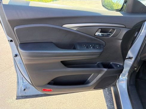 Used 2022 Honda Pilot Sport image 8