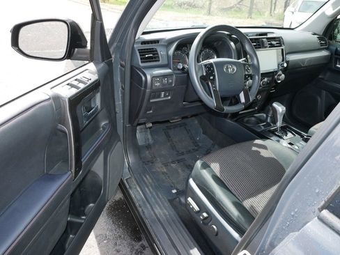Certified 2024 Toyota 4Runner TRD Off-Road AWD/4WD image 11