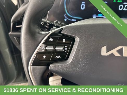 Used 2023 Kia Niro EX Touring FWD image 25