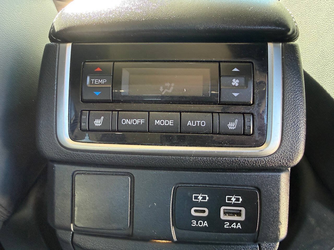 Used 2023 Subaru Ascent Limited w/ Technology Package AWD/4WD image 25