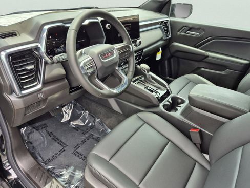New 2026 GMC Canyon Elevation w/ Convenience Package RWD image 19