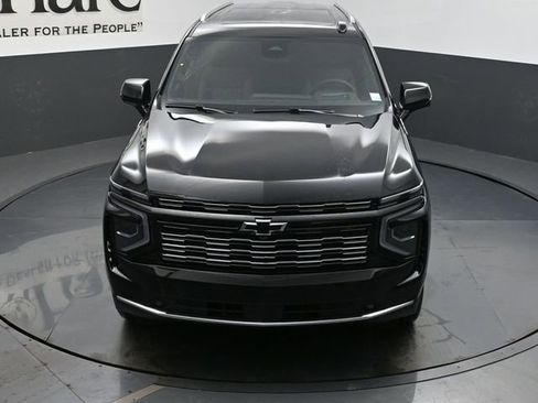 New 2026 Chevrolet Suburban High Country w/ Sun And Tow Package image 29