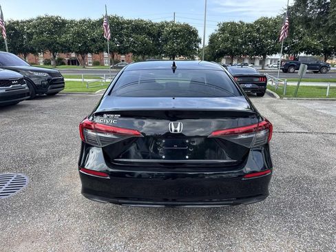 Used 2022 Honda Civic LX image 7