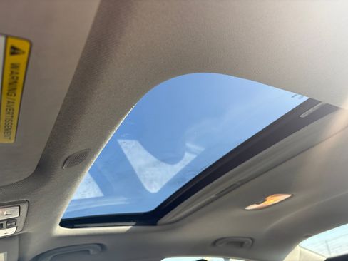 Used 2017 Kia Forte S w/ Option Group 040 image 7