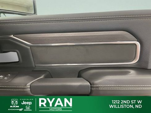 New 2026 RAM 2500 Laramie AWD/4WD image 33