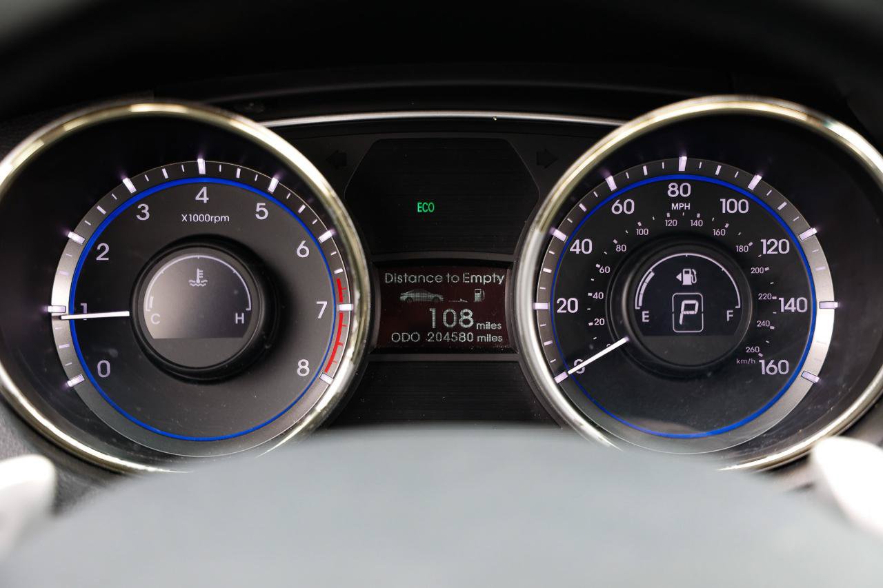 Used 2011 Hyundai Sonata SE w/ Navigation & Sunroof Pkg 4 FWD image 28