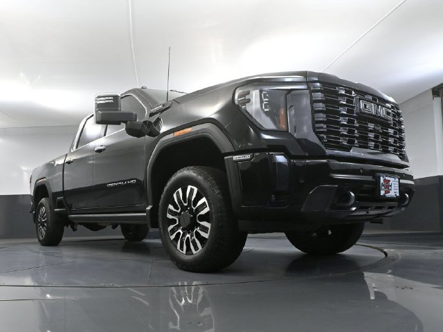 Used 2024 GMC Sierra 3500 Denali Ultimate AWD/4WD image 51