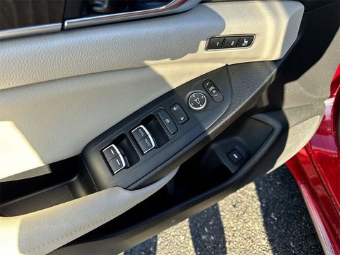Used 2021 Honda Accord EX-L image 13