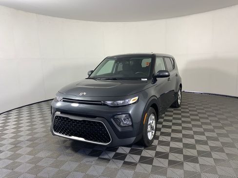 Used 2020 Kia Soul S image 5