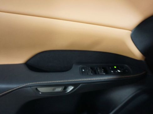 Used 2024 Lexus RX 350 Premium w/ Accessory Package (Z1) image 4