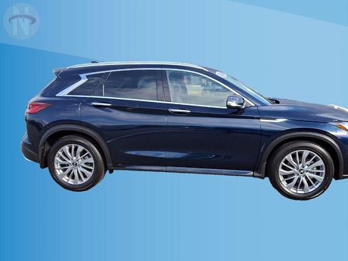 Used 2025 INFINITI QX50 Luxe AWD/4WD image 9