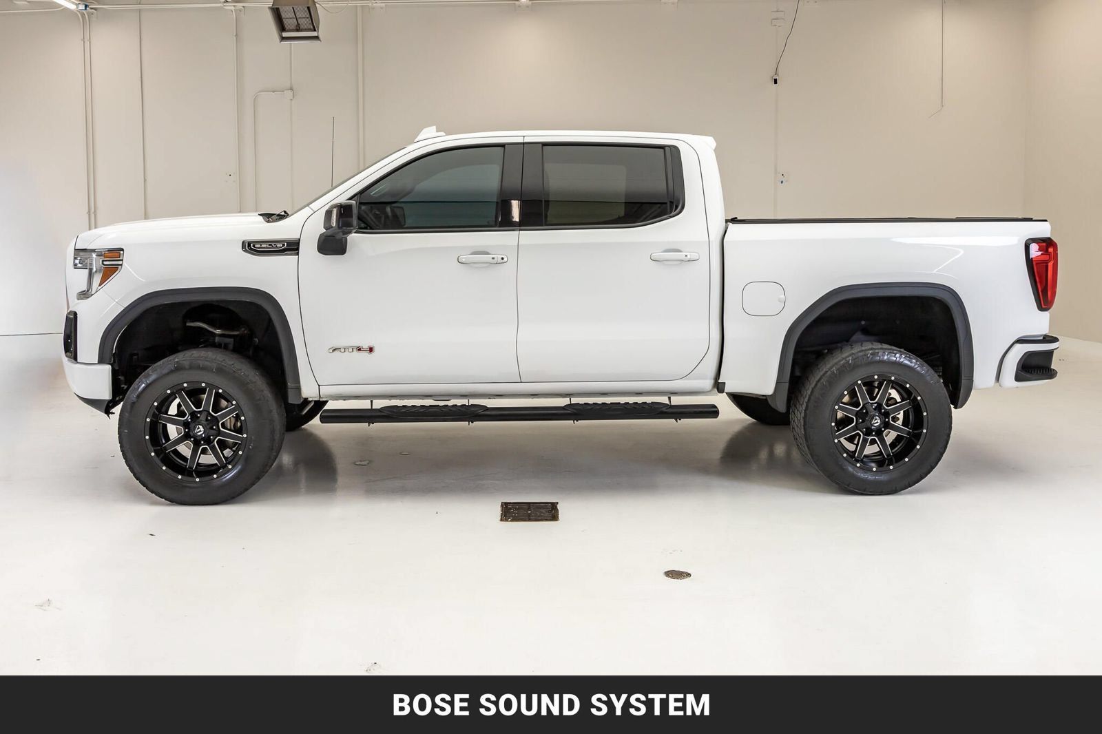 Used 2019 GMC Sierra 1500 AT4 w/ AT4 Preferred Package AWD/4WD image 5