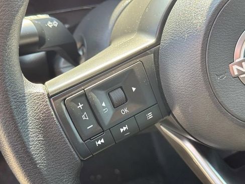 Certified 2025 Nissan Kicks S image 28