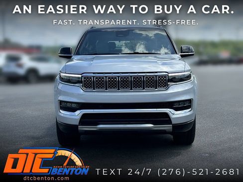 Used 2025 Jeep Grand Wagoneer 4WD image 2