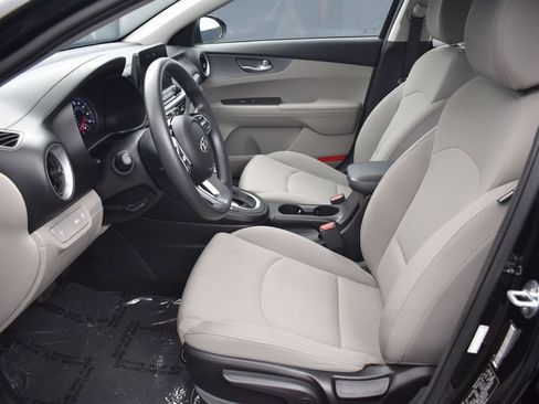 Used 2021 Kia Forte LXS FWD image 13