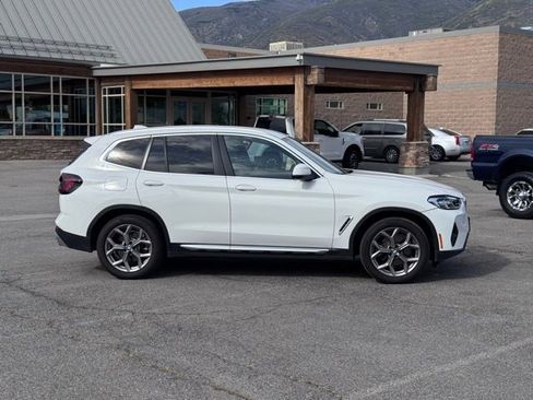 Used 2022 BMW X3 xDrive30i AWD/4WD image 3