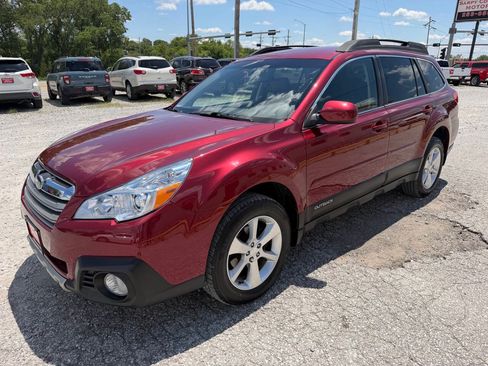 Used 2014 Subaru Outback 2.5i Limited AWD/4WD image 7