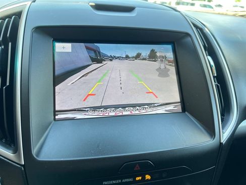 Used 2019 Ford Edge SEL w/ Equipment Group 201A AWD/4WD image 24