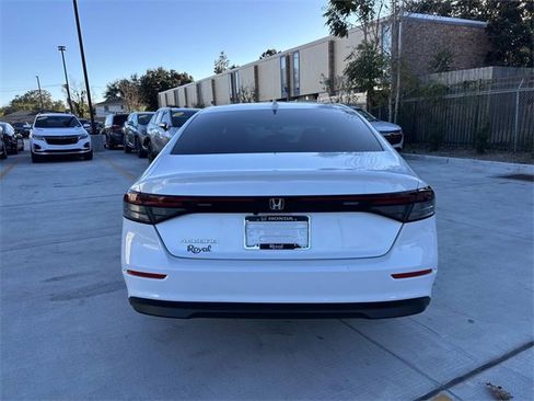 Used 2024 Honda Accord EX image 6