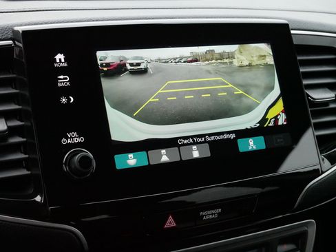 Certified 2022 Honda Pilot Touring image 30