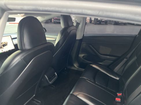Used 2023 Tesla Model 3 Standard Range image 25