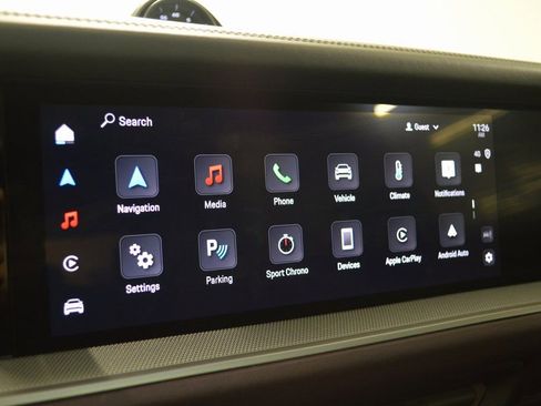 Certified 2025 Porsche Cayenne Coupe AWD/4WD image 28