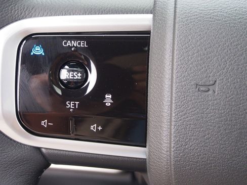 New 2026 Nissan Armada Platinum image 22