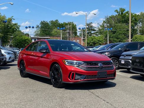 Used 2024 Volkswagen Jetta GLI Autobahn FWD image 1