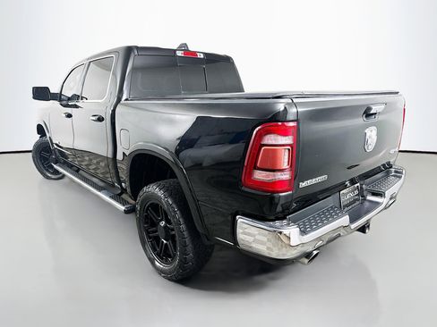 Used 2019 RAM 1500 Laramie AWD/4WD image 5
