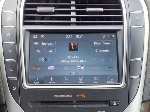 Used 2020 Lincoln Nautilus Reserve w/ Cargo Utility Package AWD/4WD image 18