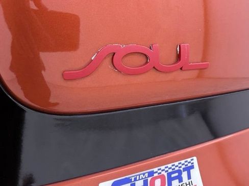 Used 2018 Kia Soul ! w/ Tech Package FWD image 11