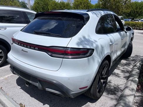 Used 2023 Porsche Macan image 6